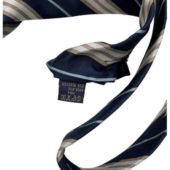 BURBERRY Men's 100% Silk Necktie LUXURY Tie Navy Striped W:3.8" EUC - Picture 4 of 5